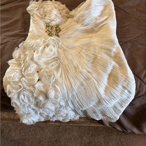 Elegant White Floral Dress with Gold Accents